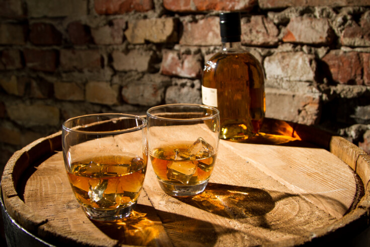 Buffalo Trace vs Maker's Mark Bourbon Whiskey