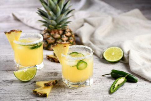 Hennessy and Pineapple Juice Recipe: A Refreshing and Simple Cocktail ...