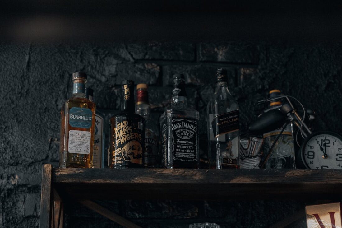 Bourbon vs Scotch vs Whiskey vs Brandy